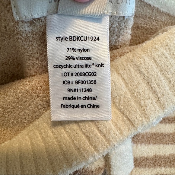 Barefoot Dreams Kids Beige and White Striped Pajama Set - Picture 11 of 11